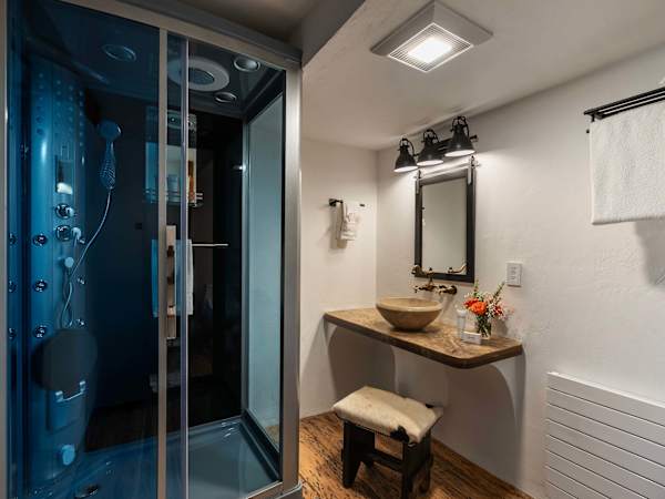Abode at Luxe Barnhouse, Teton views, private hot tub, upscale interior