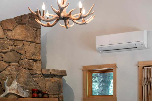 Abode at Moose Creek #21, ski-in/out, private hot tub, mountain views