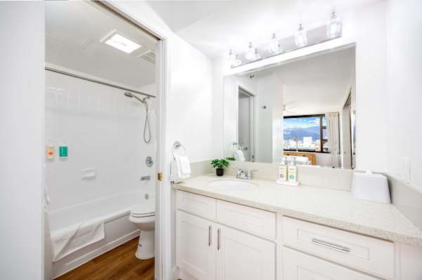 Full bathroom with tub/shower combination for your ultimate relaxataion