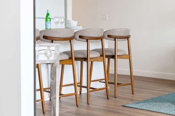 Dining area details