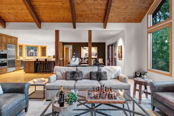 Abode at Sleeping Indian, Jackson Hole, 5 suites