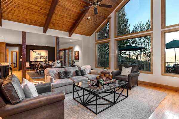 Abode at Sleeping Indian, Jackson Hole, 5 suites