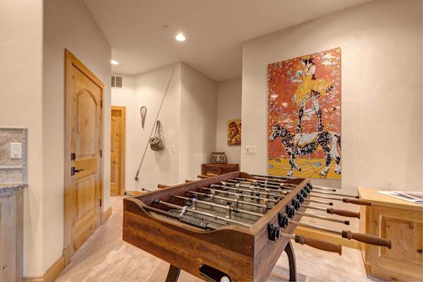 Abode at Sleeping Indian, Jackson Hole, 5 suites