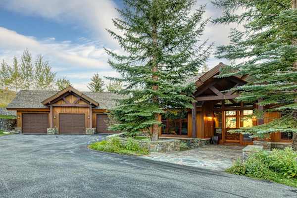 Abode at Sleeping Indian, Jackson Hole, 5 suites