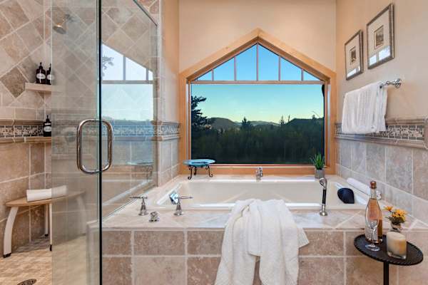 Abode at Sleeping Indian, Jackson Hole, 5 suites