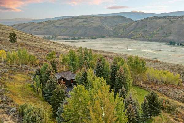 Abode at Sleeping Indian, Jackson Hole, 5 suites