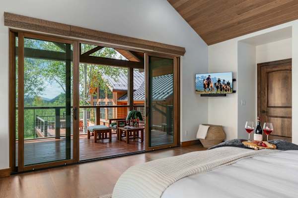 Abode at Sleeping Indian, Jackson Hole, 5 suites