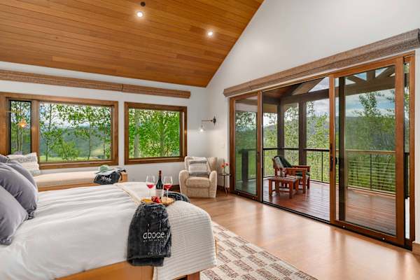 Abode at Sleeping Indian, Jackson Hole, 5 suites