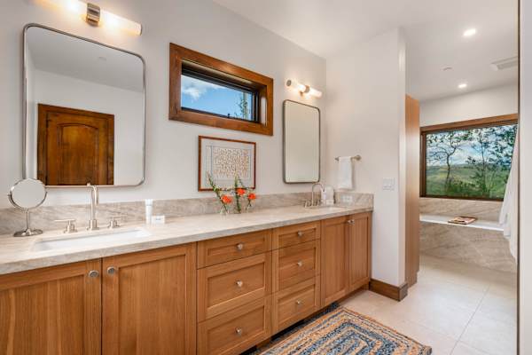 Abode at Sleeping Indian, Jackson Hole, 5 suites