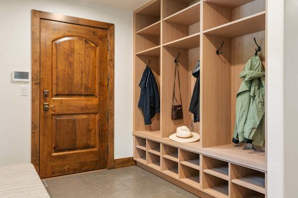 Abode at Sleeping Indian, Jackson Hole, 5 suites
