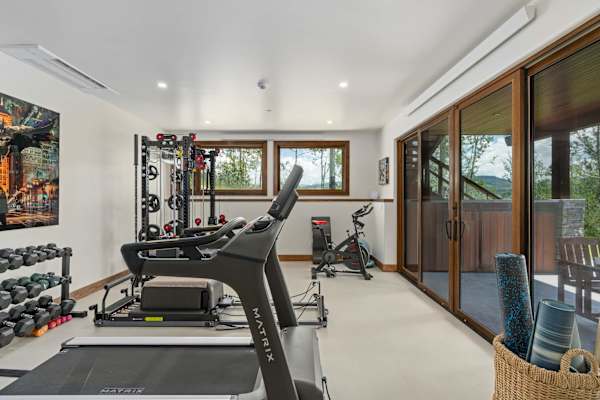 Abode at Sleeping Indian, Jackson Hole, 5 suites