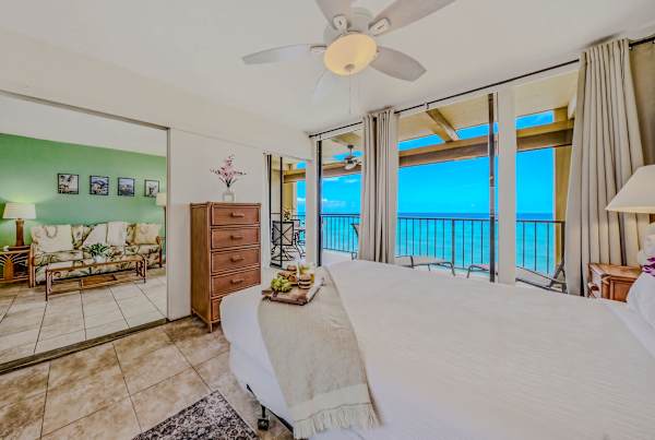 Stunning Ocean Horizon Right From Your Bed