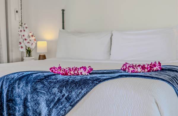 Sleep Wrapped In Island Comfort