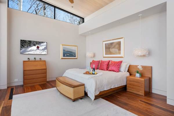 Abode at The Dragonfly Lodge, private pool, stunning Teton views