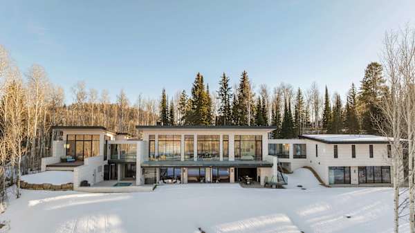 Abode at The Dragonfly Lodge, private pool, stunning Teton views