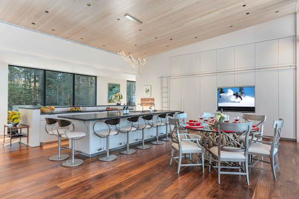 Abode at The Dragonfly Lodge, private pool, stunning Teton views