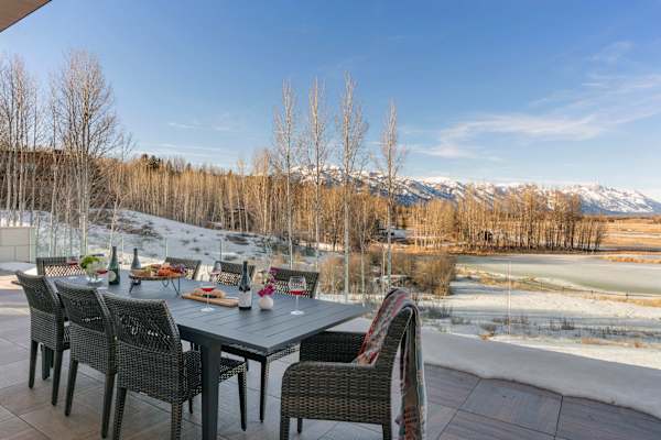 Abode at The Dragonfly Lodge, private pool, stunning Teton views