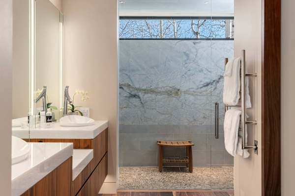 Abode at The Dragonfly Lodge, private pool, stunning Teton views
