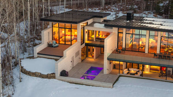 Abode at The Dragonfly Lodge, private pool, stunning Teton views
