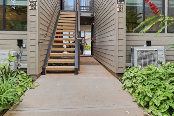 Easy Resort Access With Tropical Charm
