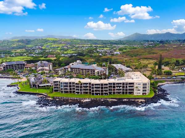 Aerial Daytime View of Property on the Point