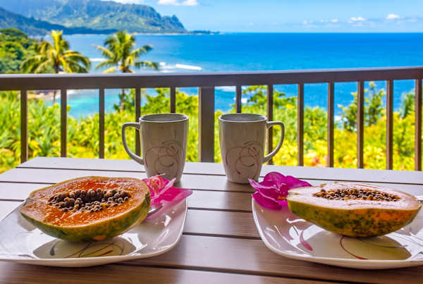 Breakfast on the lanai overlooking the Pacific