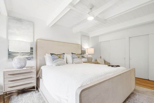 Bright secondary bedroom with cozy ambiance