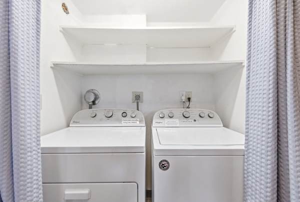 Convenient In-Unit Washer And Dryer