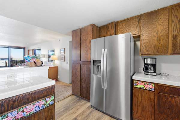 Fully Equipped Kitchen For Home Cooking