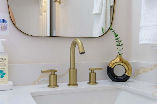 Bathroom details