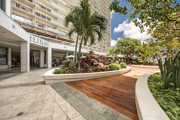 Welcome to Ilikai Hotel