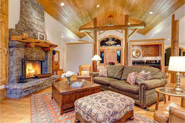 Abode at Sweetwater, Teton views, outdoor living, private pond