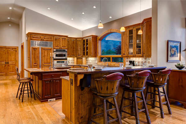 Abode at Sweetwater, Teton views, outdoor living, private pond