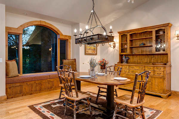 Abode at Sweetwater, Teton views, outdoor living, private pond