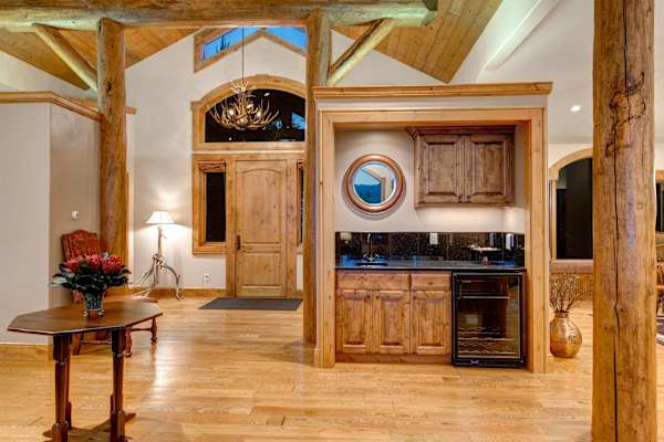 Abode at Sweetwater, Teton views, outdoor living, private pond