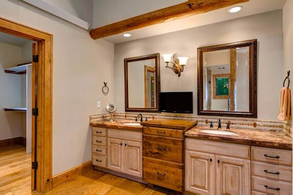 Abode at Sweetwater, Teton views, outdoor living, private pond