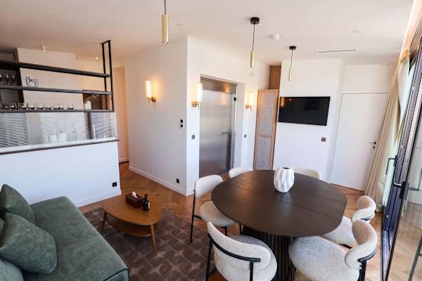 Opera - 3 Bedroom Penthouse