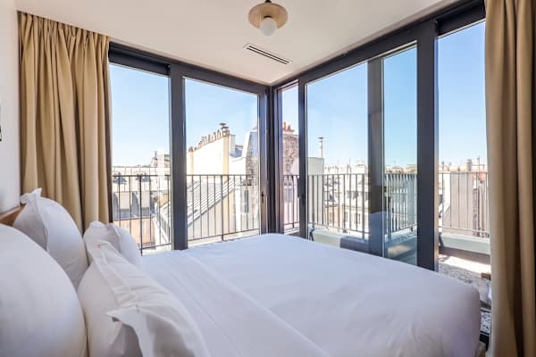 Opera - 3 Bedroom Penthouse