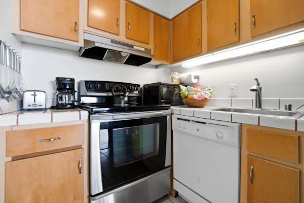 Paki Maui P302 - Oceanfront Condo