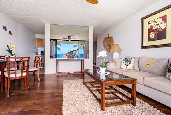 Paki Maui P302 - Oceanfront Condo