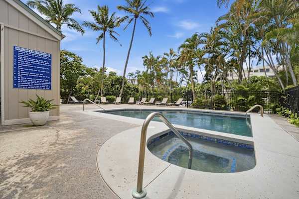 Pool & hot tub area