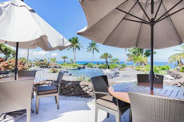 Outdoor dining near pool