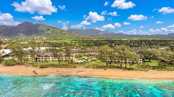 Islander on the Beach 370