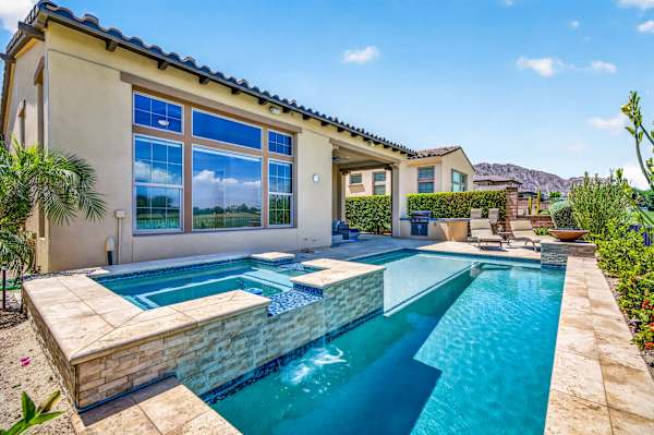 Exclusive Escape: Poolside Luxury near Scenic Golf