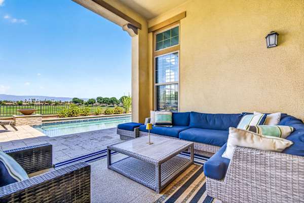 Exclusive Escape: Poolside Luxury near Scenic Golf
