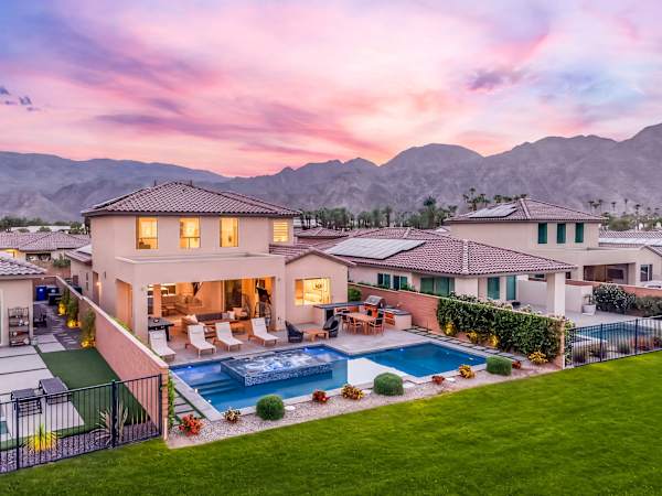 Desert Oasis Retreat | EV Charger, GolfCourseViews