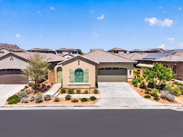 El Encanto: EV Charger, Pool, Spa & BBQ