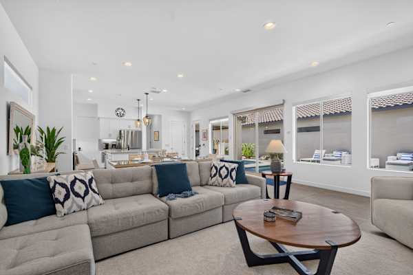 El Encanto: EV Charger, Pool, Spa & BBQ