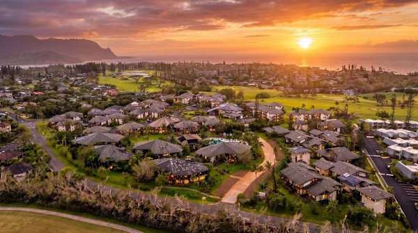 Stunning drone footage of Mauna Kai grounds 