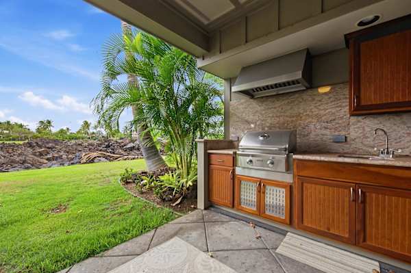 Outdoor kitchen